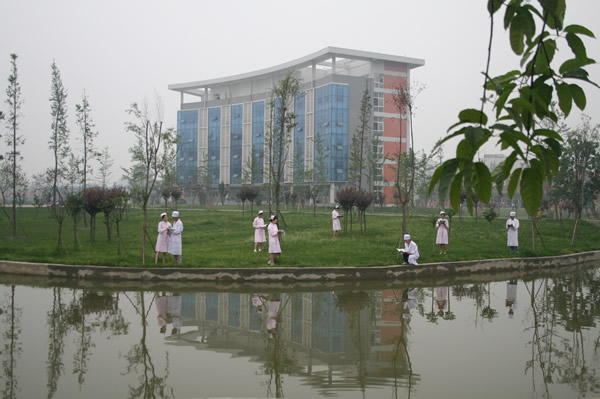 成都铁路技工学校简介(成都圣亚技工学校简介)