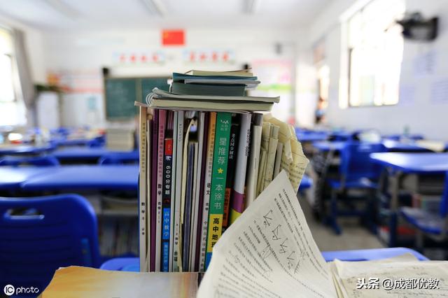 成都幼师学校学费多少(昆明幼师学校学费多少)