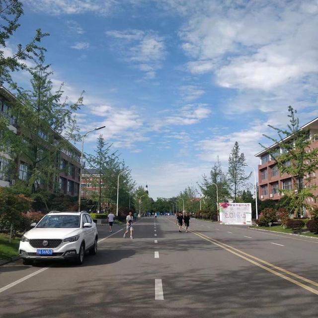 成都纺织高等专科学校官网(成都纺织职业技术学院)