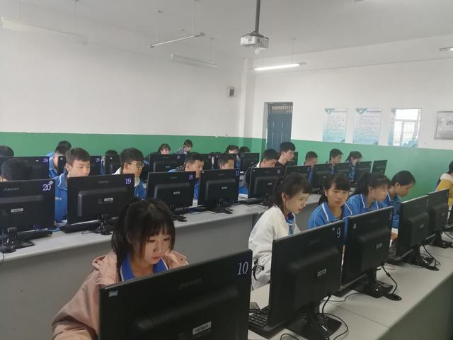 培训电脑专业学校(计算机专业培训)