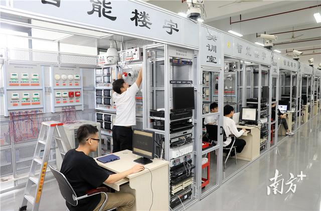 东莞公办职业技术学校(东莞南博职业技术学校是公办的吗)