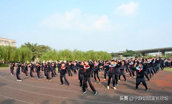 成都私立小学校一览表(北京私立学校小学排名)