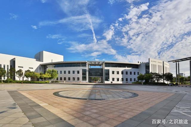 赤峰职业学校有哪些专业(赤峰高职业学校有哪些)