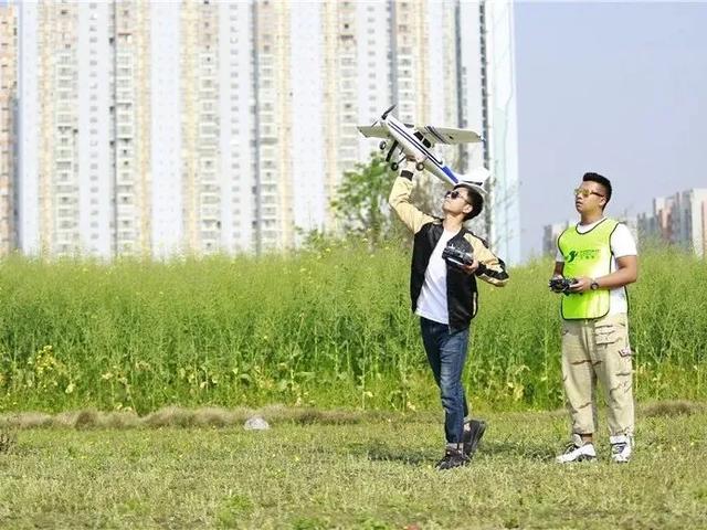 成都旅游航空职业学校(成都旅游航空职业学校地址)