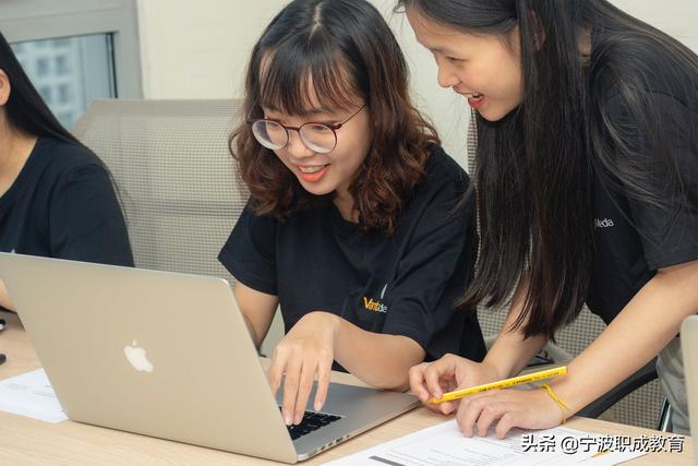成人高招可以考哪些学校的简单介绍