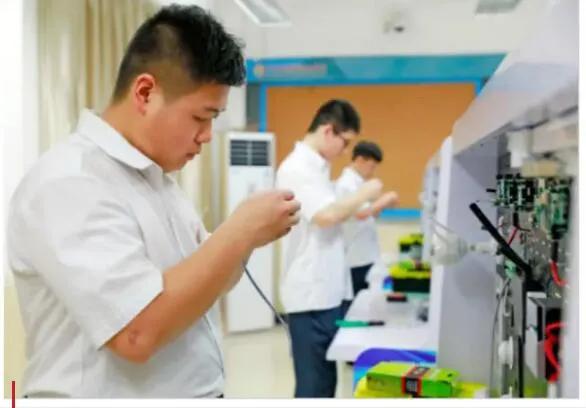 广州市商贸职业学校(广州市商贸职业技术学院)