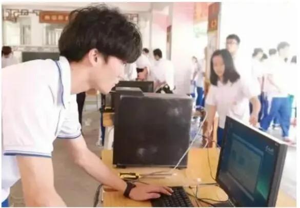 广州市商贸职业学校(广州市商贸职业技术学院)