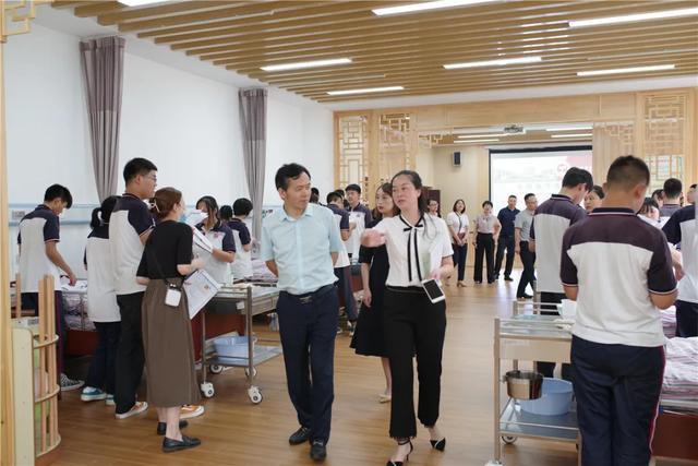 成都天府职业技术学校怎么样(成都天府新区职业技术学校)