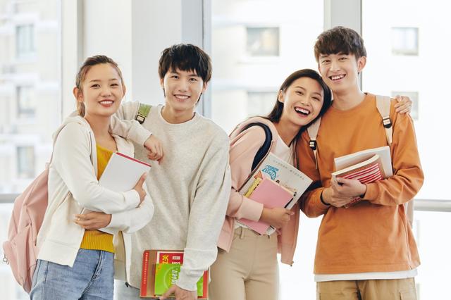 大专学校招生(湛江大专学校招生)