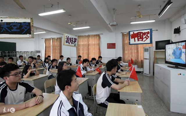 泸州职业高中排名(西安市职业高中学校排名)