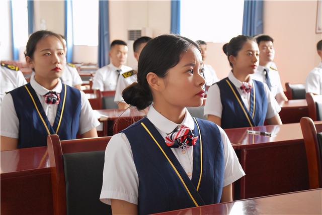 初中生如何选职业学校(适合初中生上的职业学校有哪些)