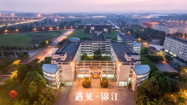 四川民办大专排名前十学校(四川大专卫校排名前十有哪些)