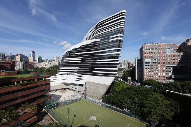 重庆学设计的学校(重庆学设计的培训学校)