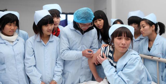 重庆市卫校哪个学校最好(广西卫校哪个学校最好中专)