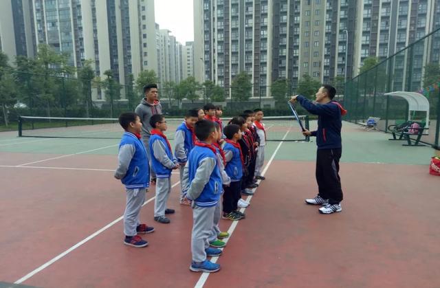 成都新华电脑学校可靠吗(成都新华电脑学校是公立还是私立的)