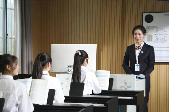 成都长江职业学校地址(成都新希望职业学校地址)