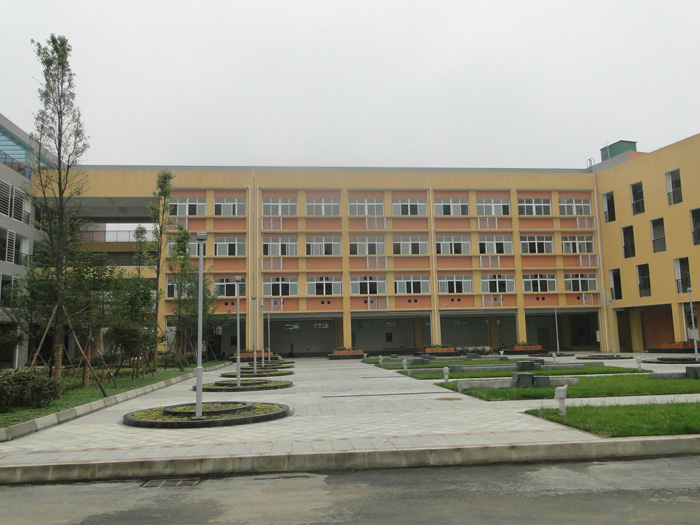 成都双流艺术学校学费(双流尚雅艺术学校)