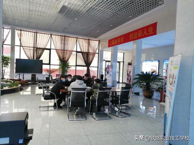 石家庄哪个技校学校春季招生(唐山哪个技校春季招生)