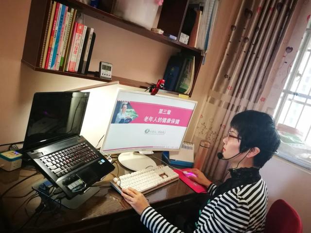 四川成都护理学院(四川成都护理学院中职)