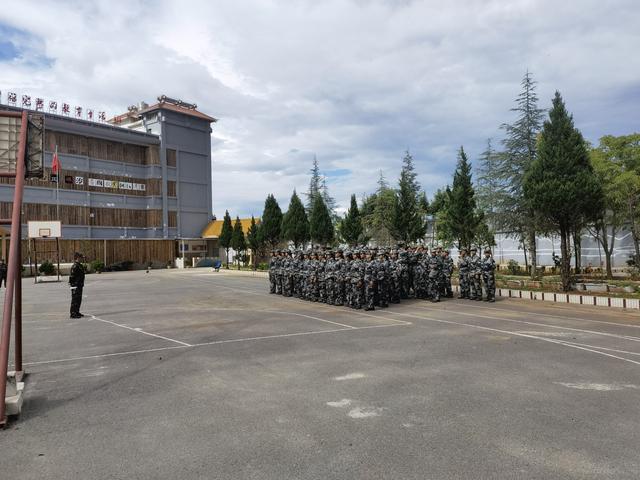成都科技职业学校是公办还是民办(成都科技职业学校在哪里)