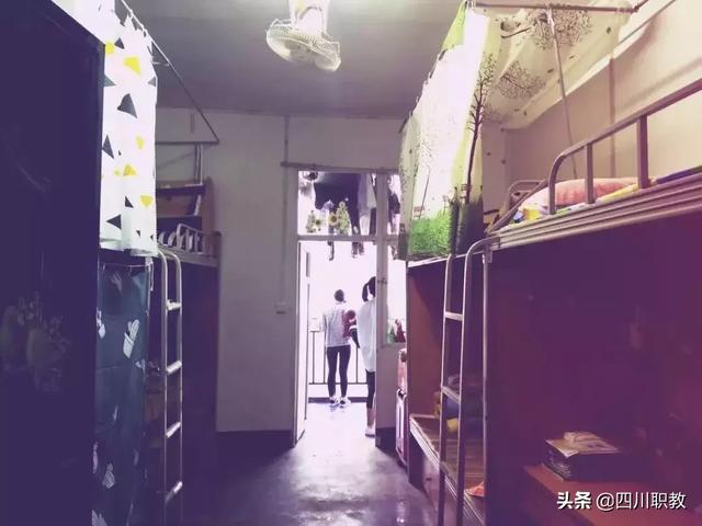 成都职业技术学院宿舍(四川成都城市职业技术学院)