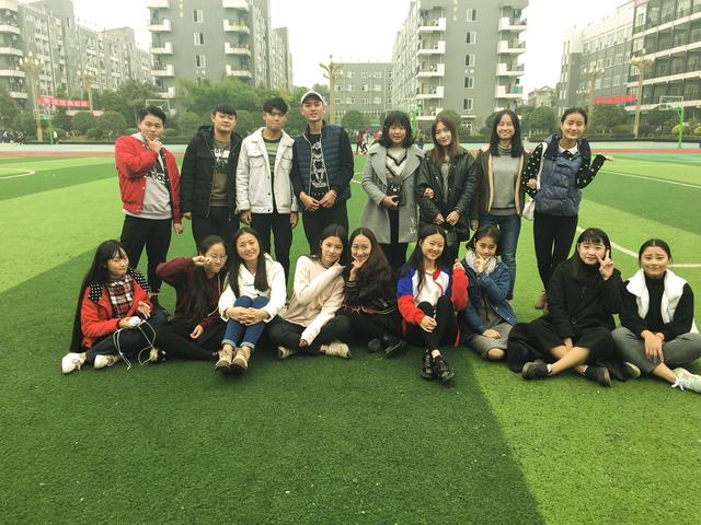 成都机电工程学校照片(成都机电工程学校宿舍照片)
