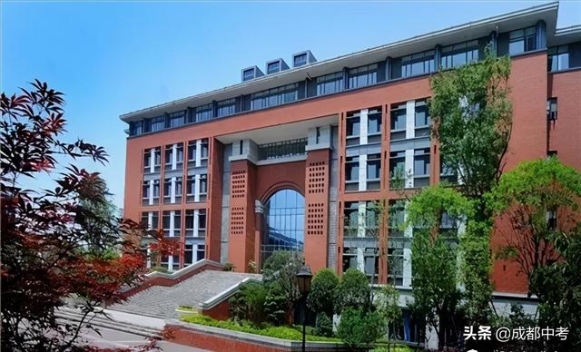 成都国际学校收费标准(徐州华顿国际学校收费标准)