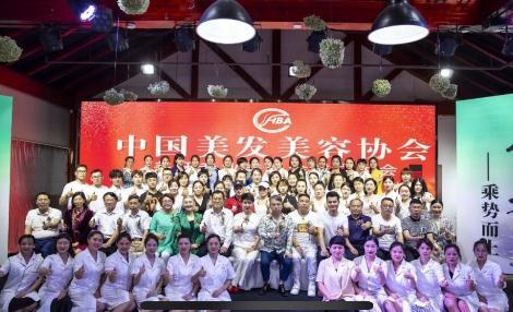 贵阳美牙培训学校(专业美牙培训学校)