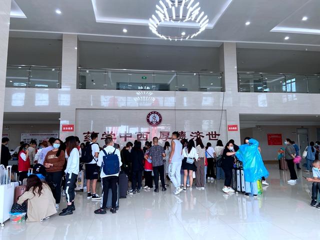 眉山药科职业学校怎么样(眉山药科职业学校分数线)