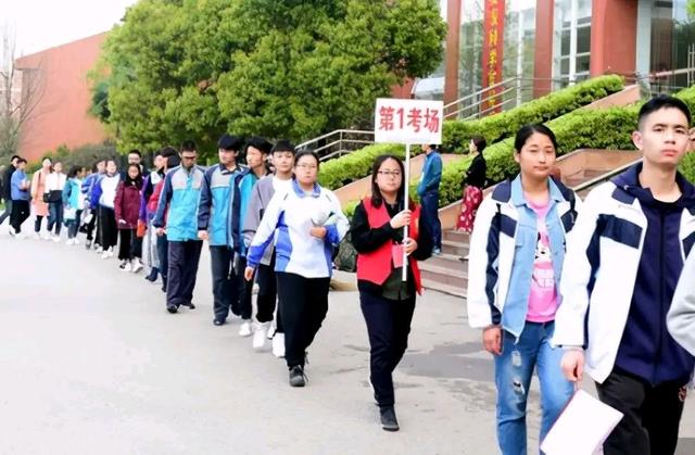 单招专业有哪些好就业(男孩子单招学什么专业比较好)