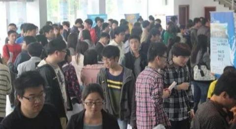 哪些人不适合学室内设计(什么样的人不适合学室内设计)