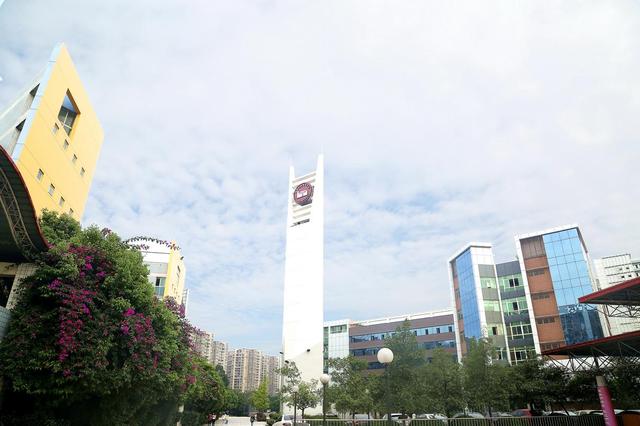 成都职业技术学院地址高新区(成都职业技术学院高新区宿舍)