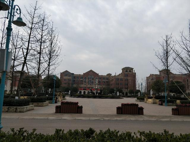 四川成都天府航空学院怎么样(成都天府新区航空旅游职业学院)