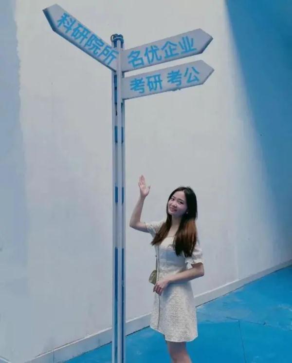 成都希望职业学校简介(成都旅游职业学校简介)