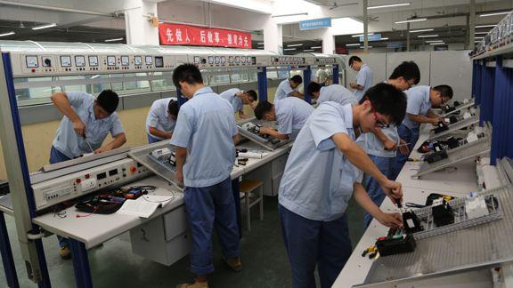 包含初中生上3加2大专学校有哪些的词条