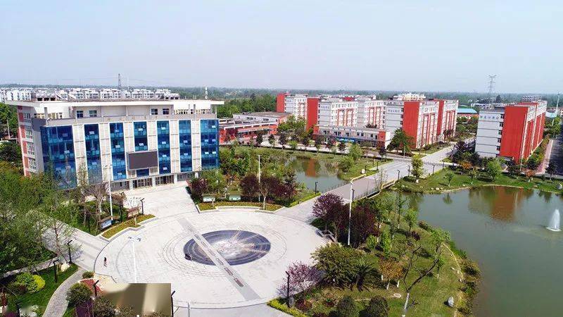 成都医学职业技术学校(湖北大学医学职业技术学校)