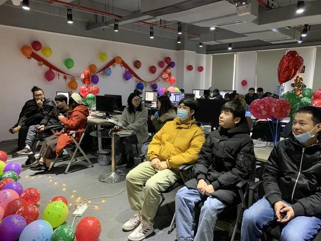 成都成人职业技能培训机构(成都成人古筝培训机构)