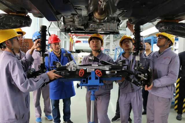 成都职业技术学院是本科吗(成都工业职业技术学院是本科还是专科)