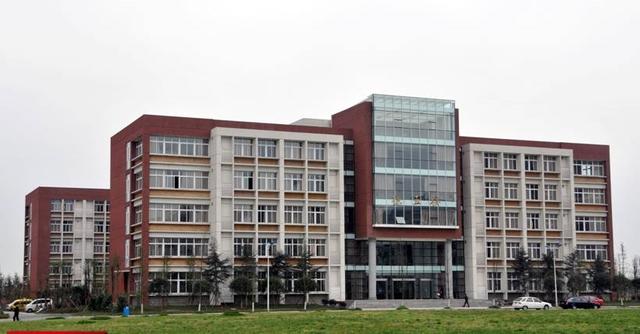 成都公办二本大学有哪些(成都公办师范二本大学)