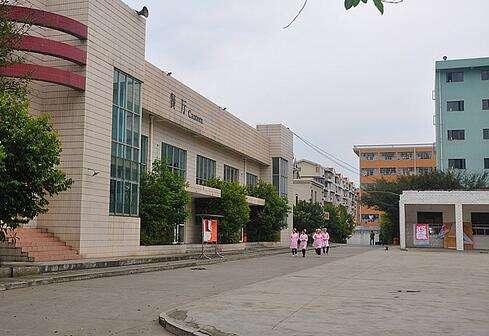 成都中医药大学针灸学校怎么样(成都中医药大学附院针灸学校)