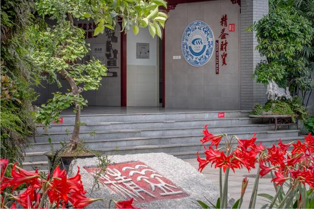 成都市职业高级中学(成都市职业高级中学校)