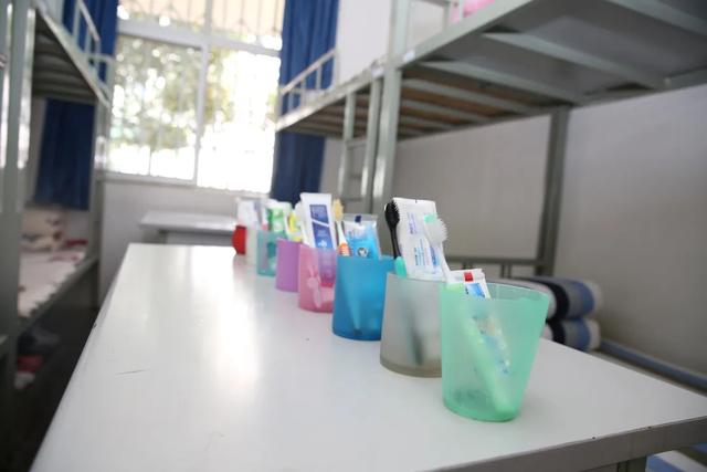 成都市职业高级中学(成都市职业高级中学校)