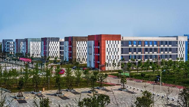 成都市建筑中等专业学校(成都市建筑中等专业学校官网)