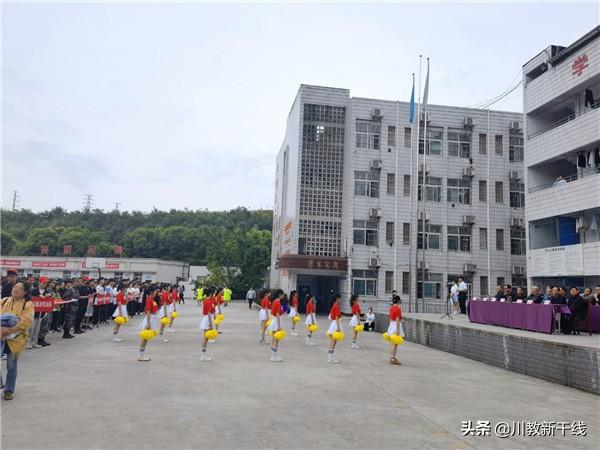 南充职中学校(昆明职中比较好的学校)
