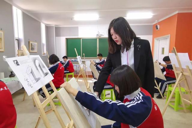 东胜区职业高中学校(杭州职业高中有哪些学校)