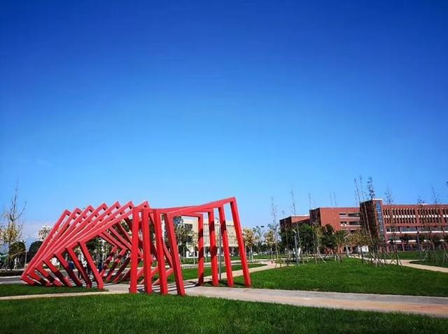 德阳城市轨道交通职业学校(德阳城市轨道交通职业学校贴吧)
