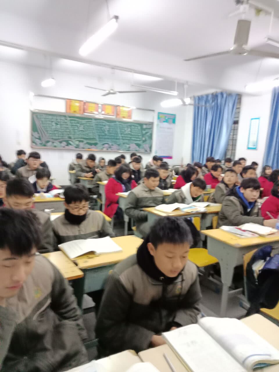 初中没毕业技校(13岁初中没毕业能读什么技校)