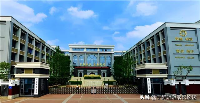 成都周围的职业学校(成都华商理工职业学校)