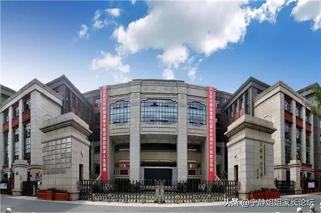 成都周围的职业学校(成都华商理工职业学校)