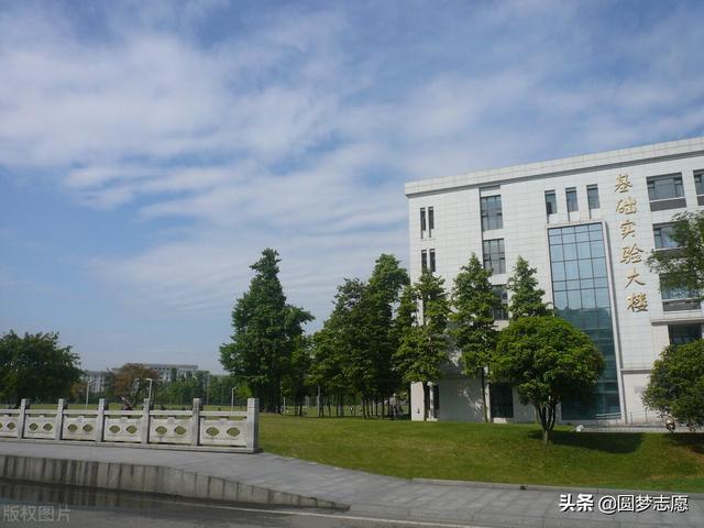 四川哪家学校好(四川烘焙学校哪家好)